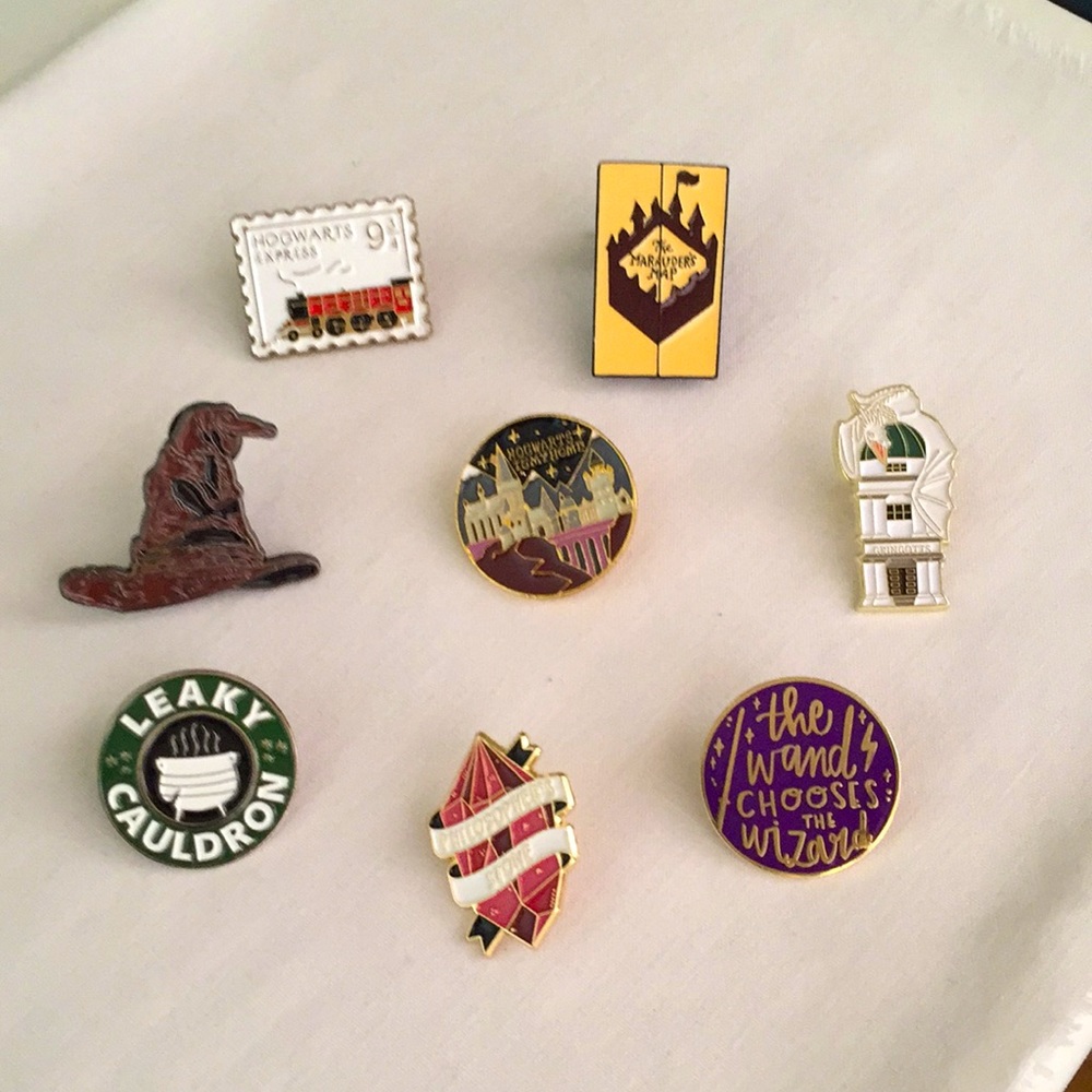 🍏50% OFF/3+...Harry Potter Pins - Series 2